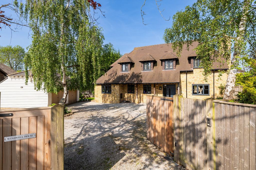 Property photo 1 of 22