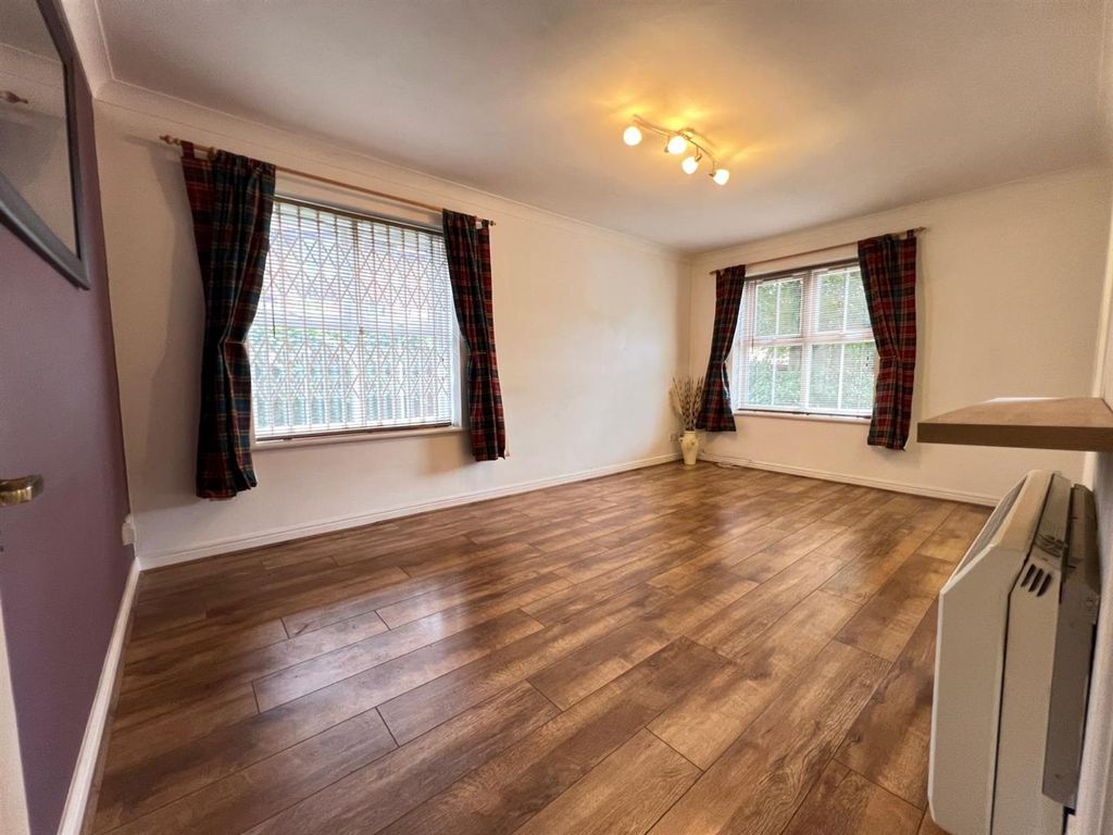 Property photo 3 of 7 03.Jpg