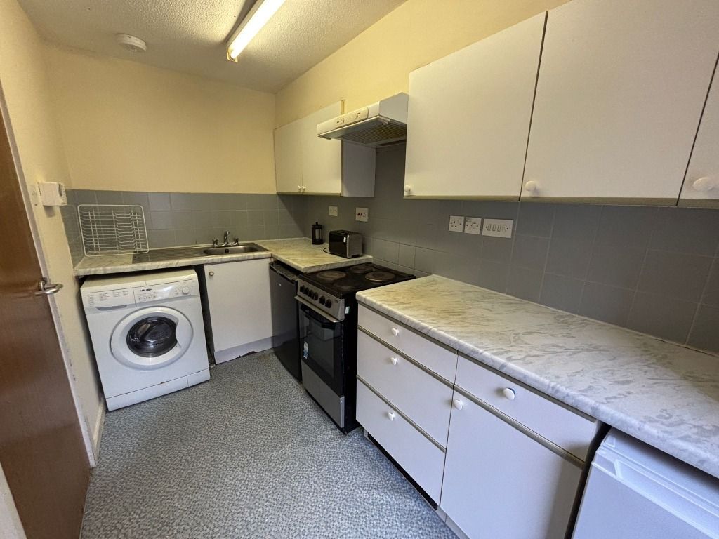 Property photo 2 of 10 Photo 3