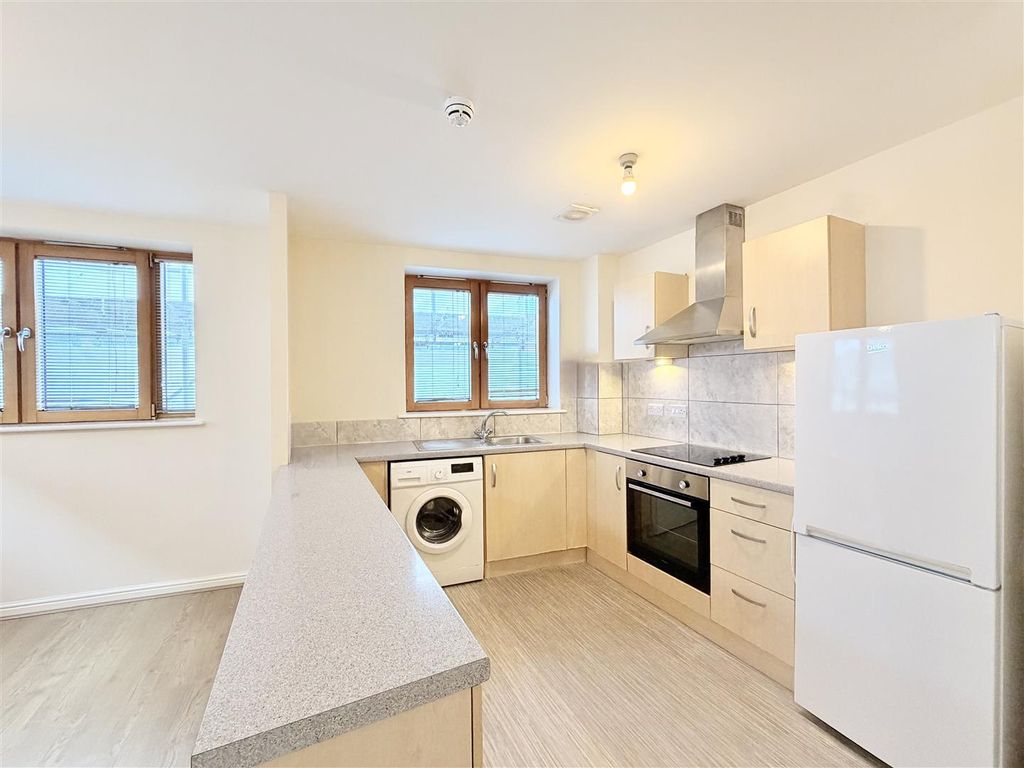 Property photo 2 of 11 Img_1295.Jpeg