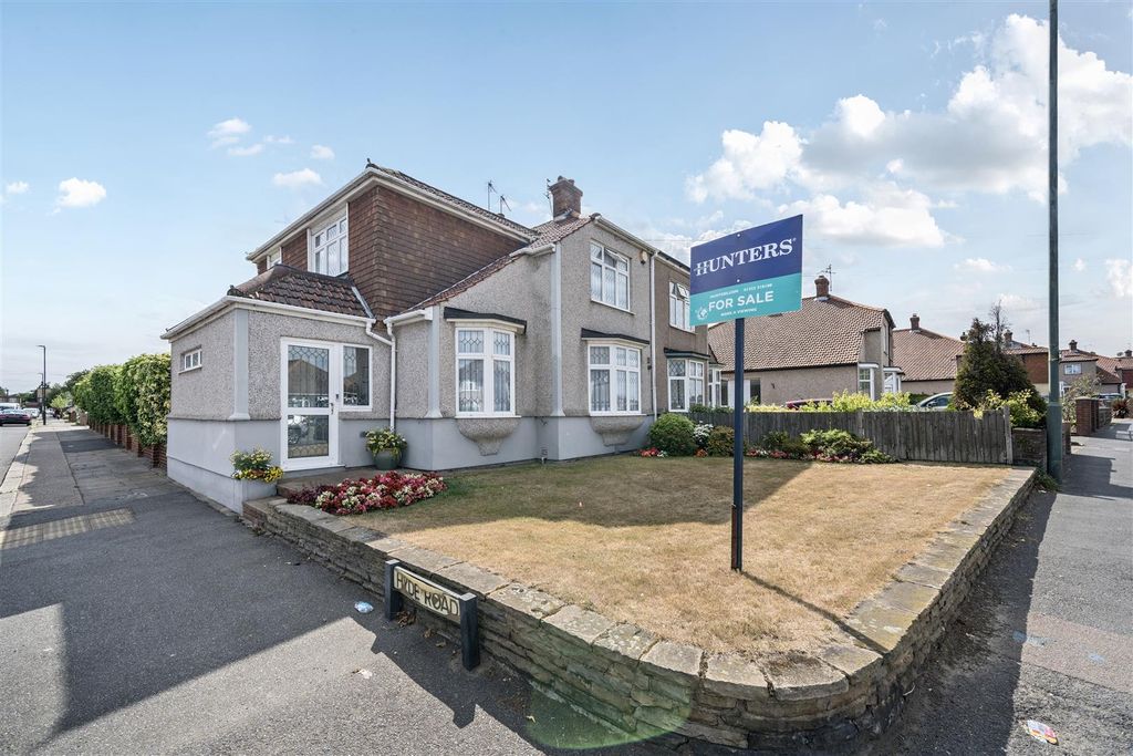 Property photo 1 of 23 External