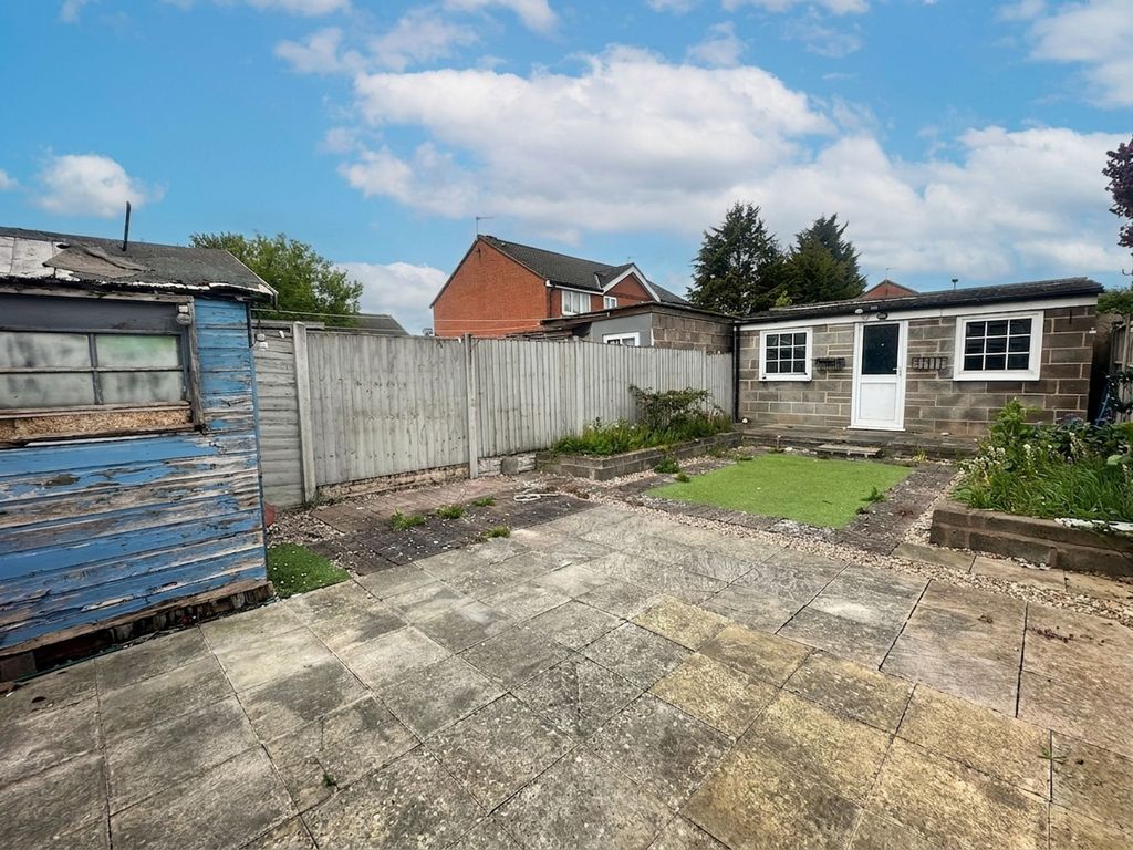 Property photo 3 of 13