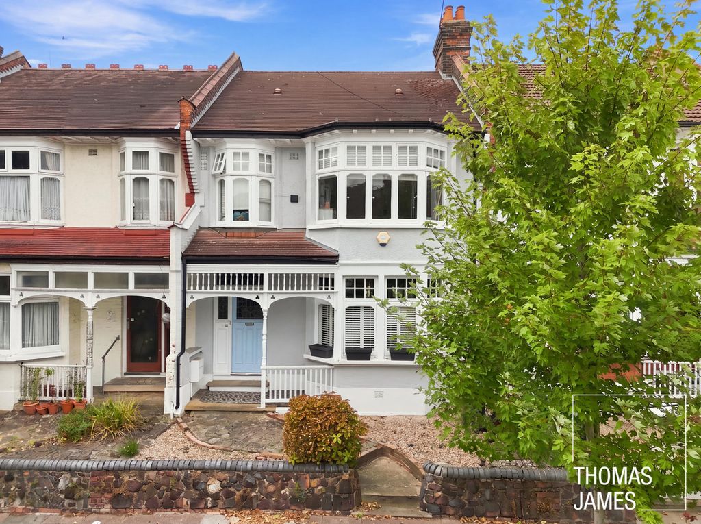 Property photo 1 of 26