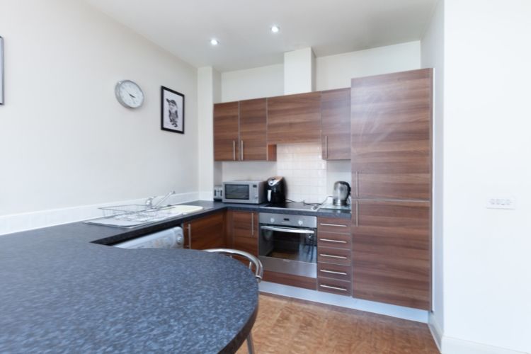 Property photo 1 of 7 230813-Std