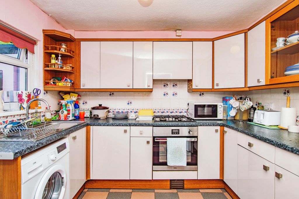 Property photo 3 of 15 Photography