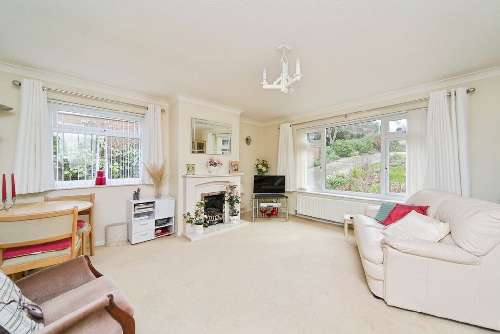 Property photo 2 of 20 Pbox-Img.Jpg