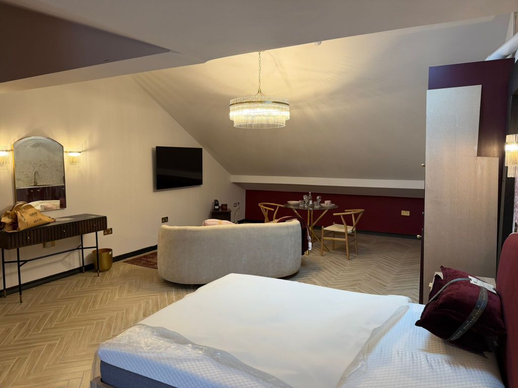 Property photo 2 of 4