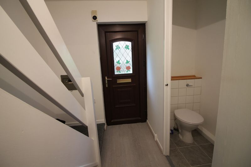 Property photo 3 of 12 Photo 9