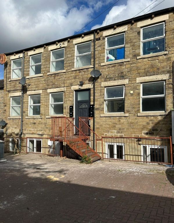 Property photo 1 of 9