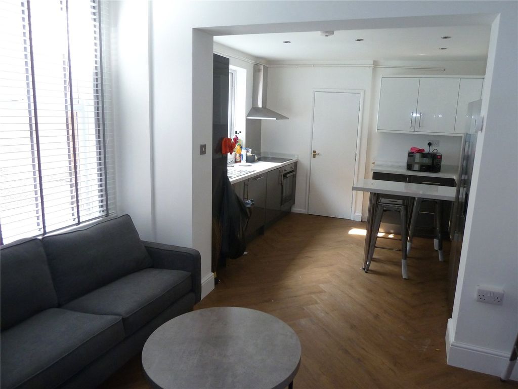 Property photo 2 of 14 Picture No. 02