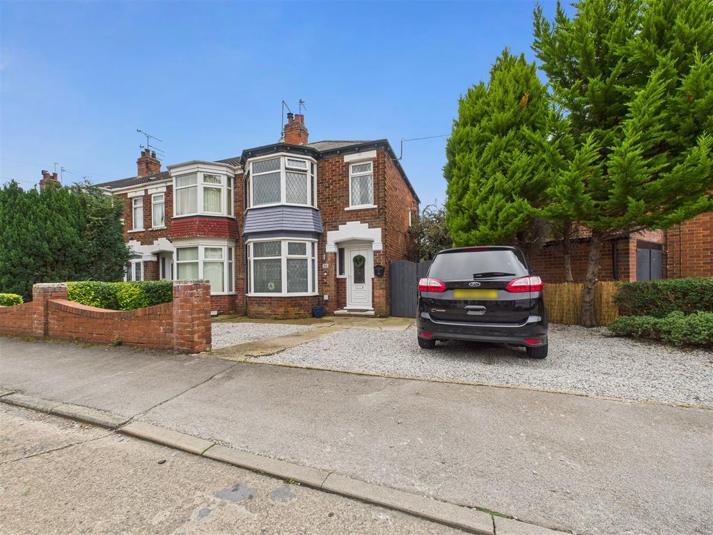 Property photo 1 of 10 Cam05451G0-Pr0066-Still013.Jpg