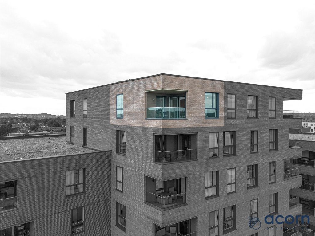 Property photo 2 of 16 Picture No. 03