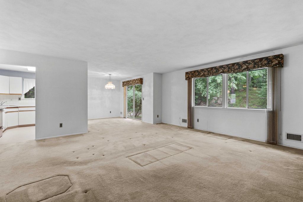 Property photo 3 of 29 <Alttext/>