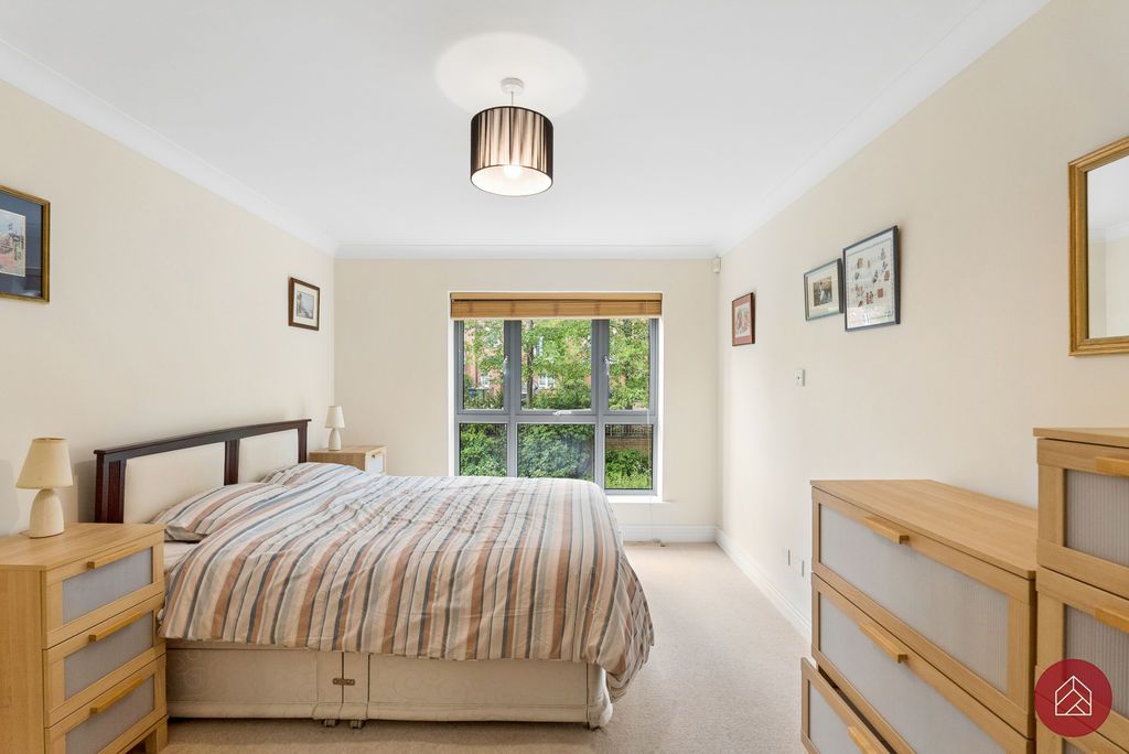 Additional image 14 of 2 bed flat for saleWalton Well Road, Oxford City OX2
