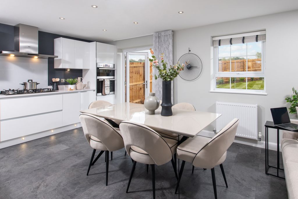 Property photo 1 of 10 Inside View 4 Bedroom Ingleby Kitchen