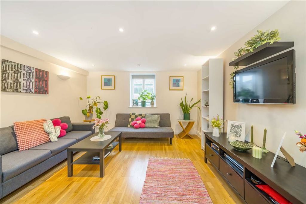 Property photo 3 of 8