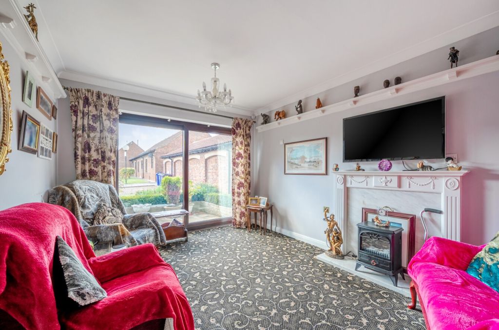 Property photo 2 of 13 1347340-4-68Bac4c36c40d