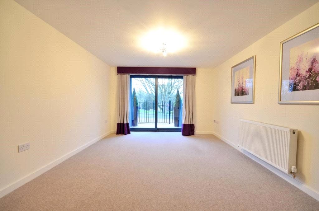 Property photo 2 of 8 Picture No. 04