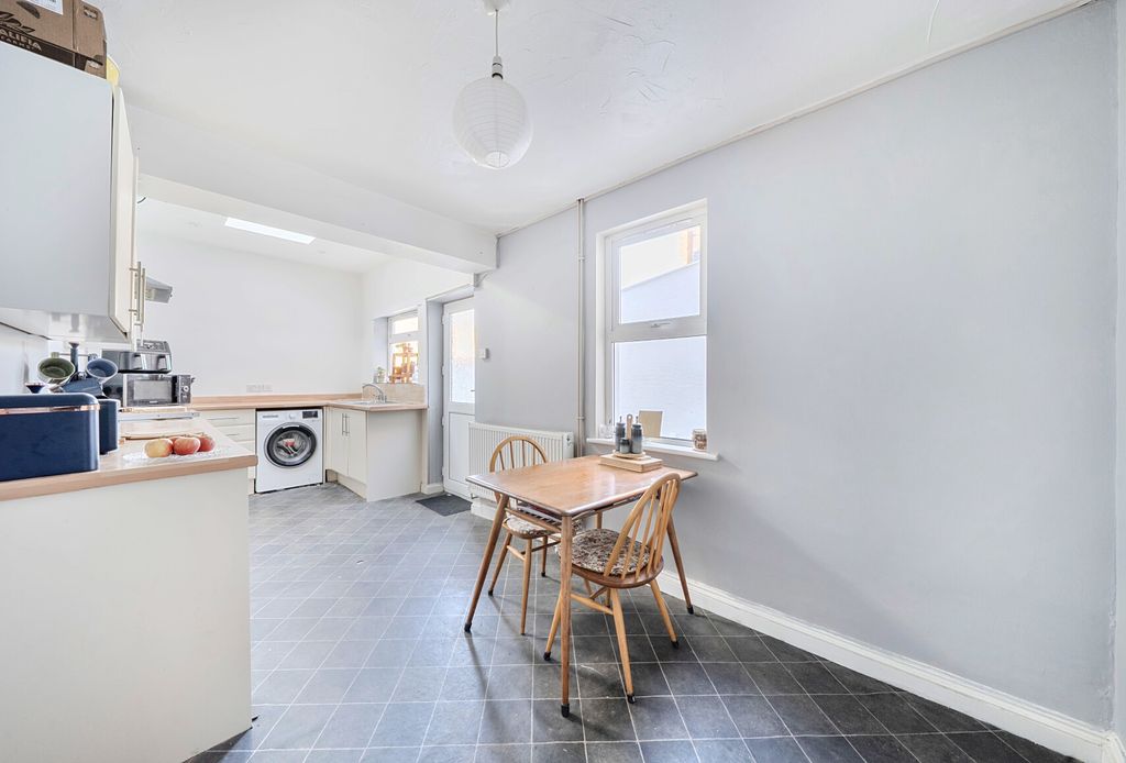 Property photo 3 of 20 1449859-12-69Ebc3...