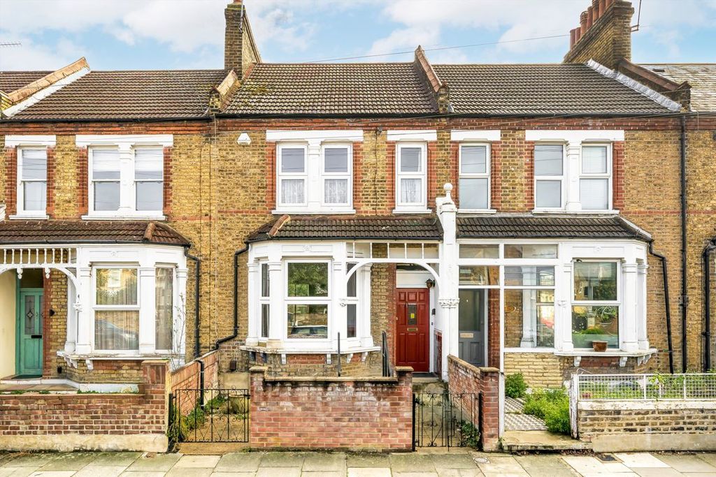 Property photo 1 of 7