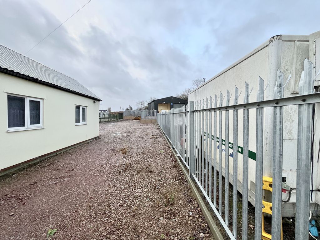 Property photo 2 of 3 Gallery