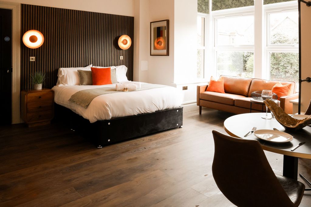 Property photo 1 of 21