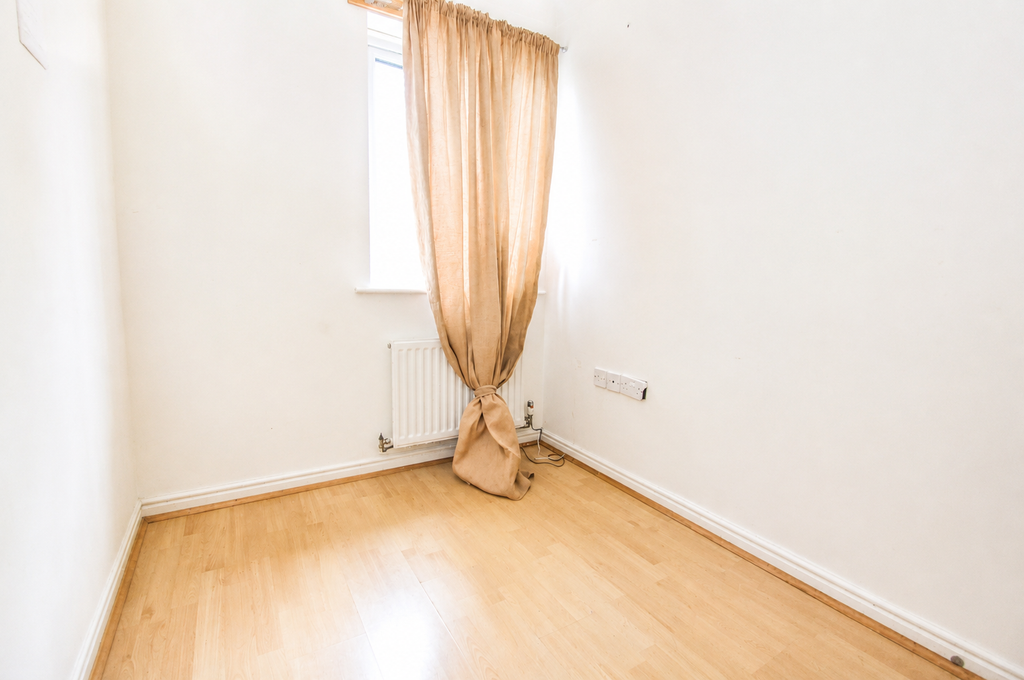 Property photo 1 of 6 54Db44A5-140F-451d-Bbd8-4c95De49251d