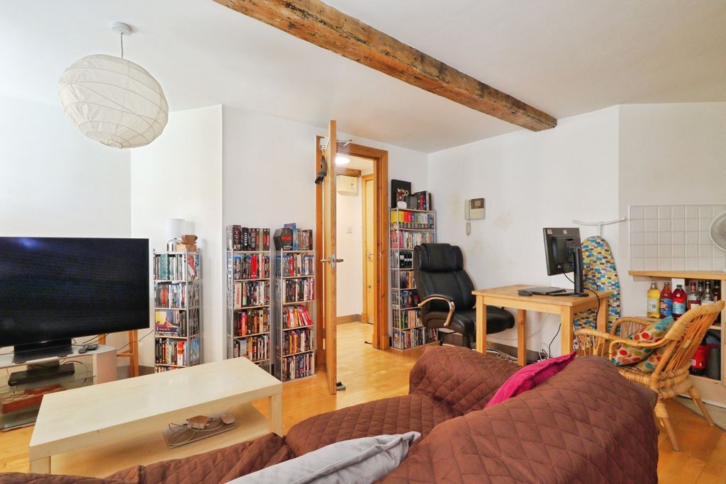 Property photo 1 of 14 Photo