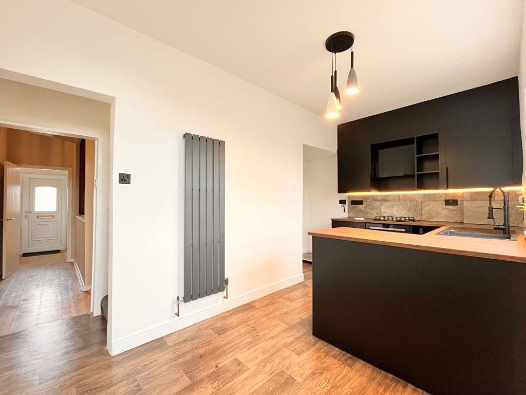 Property photo 2 of 14 Picture No. 27