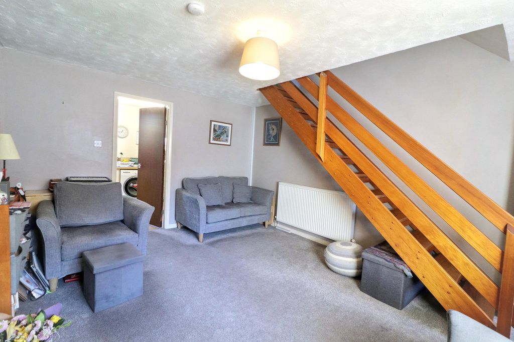 Property photo 3 of 14