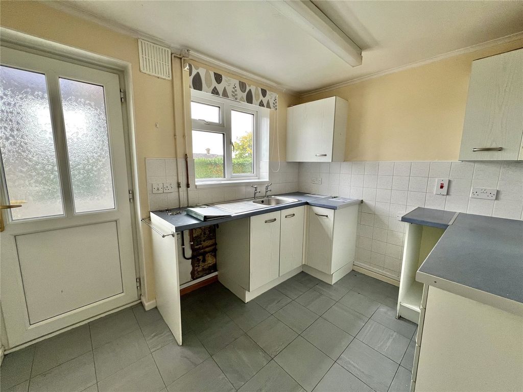 Property photo 2 of 12 Picture No. 08