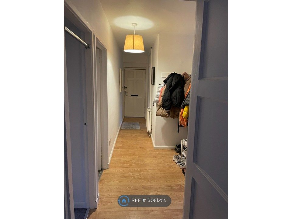 Property photo 3 of 15 Hallway