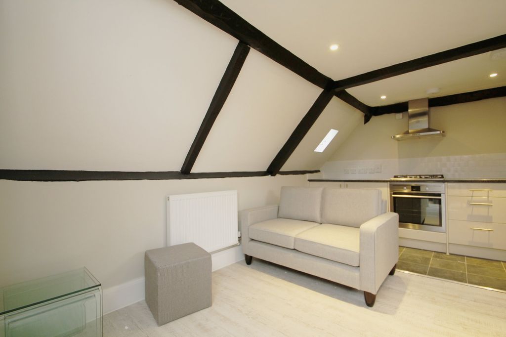 Property photo 1 of 6 Photo 04