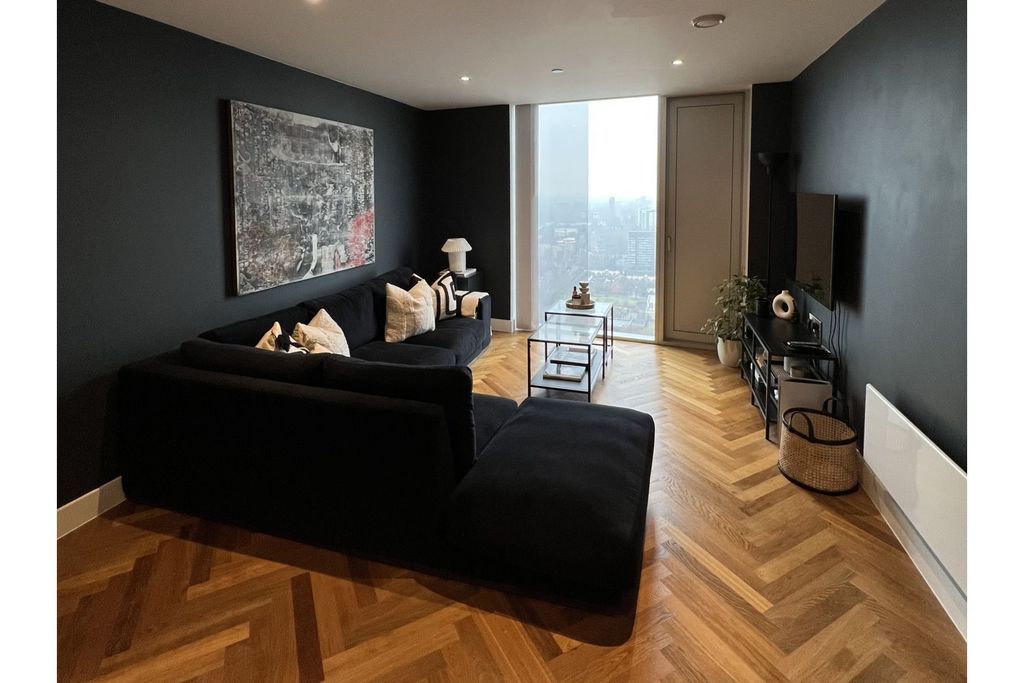 Property photo 1 of 22 Living Area