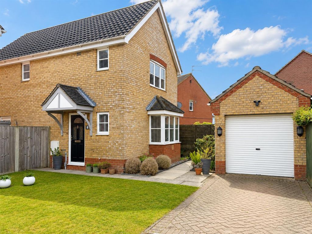 Property photo 1 of 11