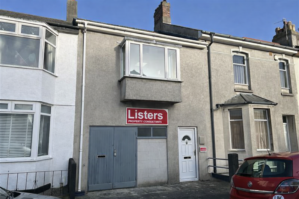 Property photo 1 of 13