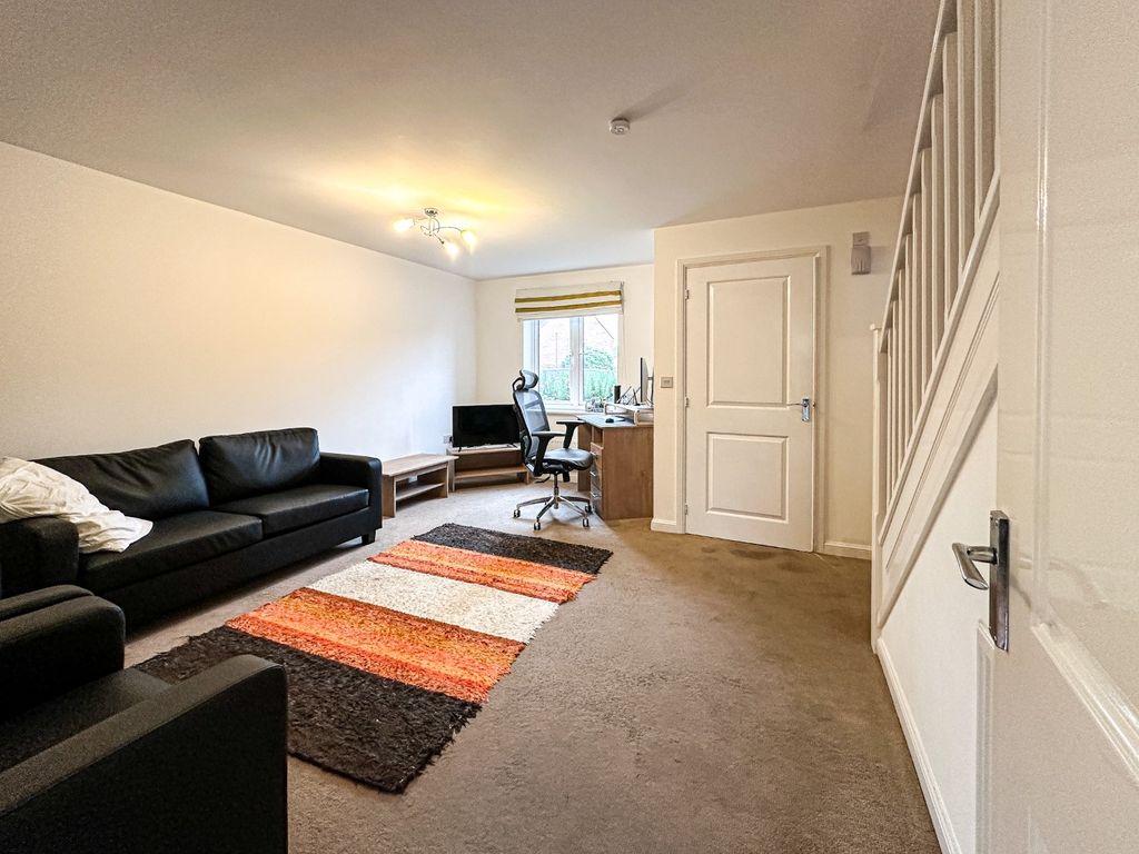 Property photo 2 of 20 4111682