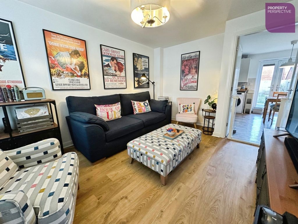 Property photo 2 of 14 Lounge