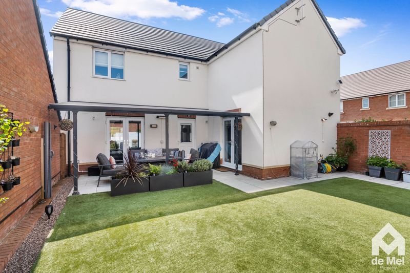 Property photo 1 of 18 Photo 14