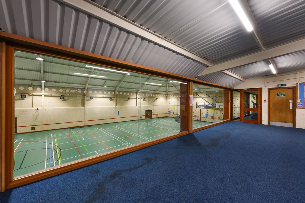 Property photo 3 of 19