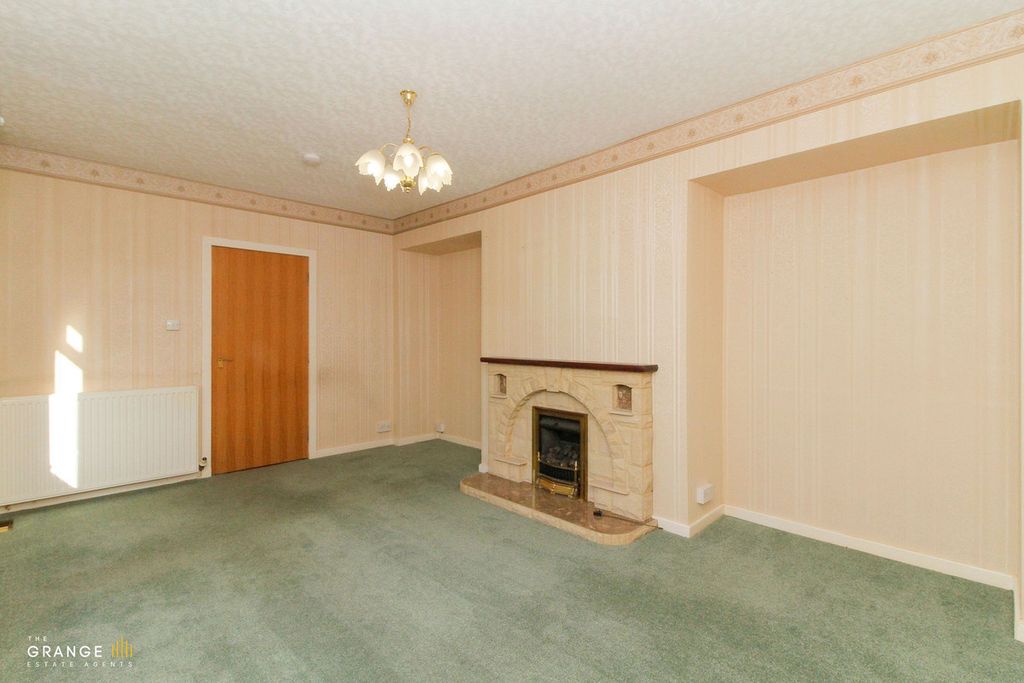 Property photo 3 of 30