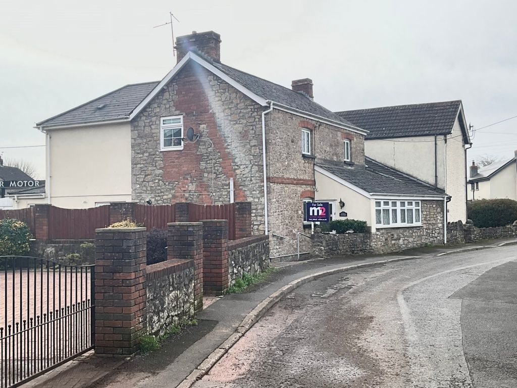 Property photo 1 of 27