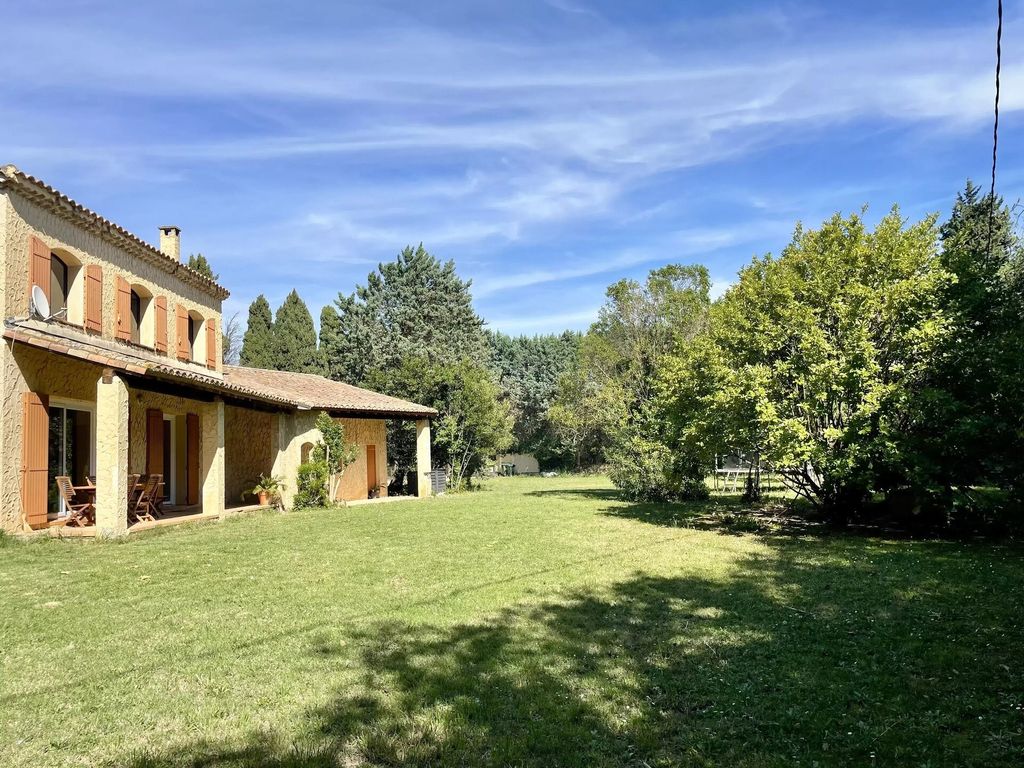 Property photo 1 of 27 Maussane-Les-Alpilles - Between The Village And The Countryside - Family House - 180Sqm Of Living Space - Enclosed And Wooded Land 2,600m²