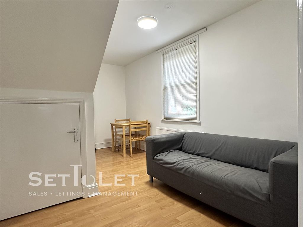 Property photo 2 of 9 Img_0573.Jpg