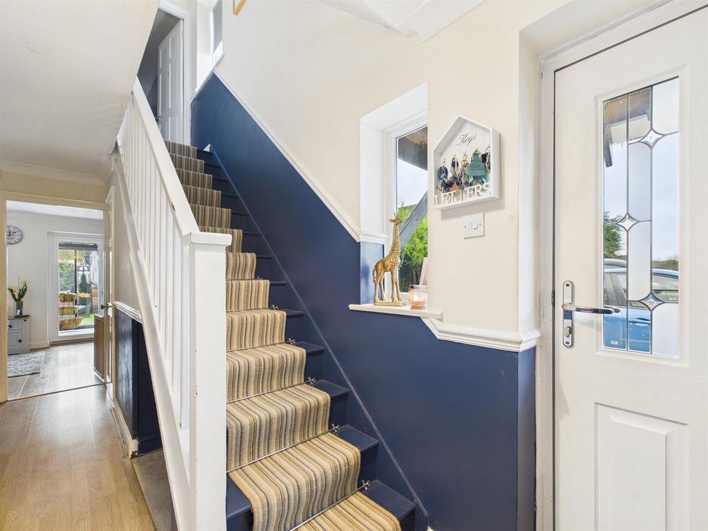 Property photo 2 of 18 Cam02391G0-Pr0192-Still001.Jpg