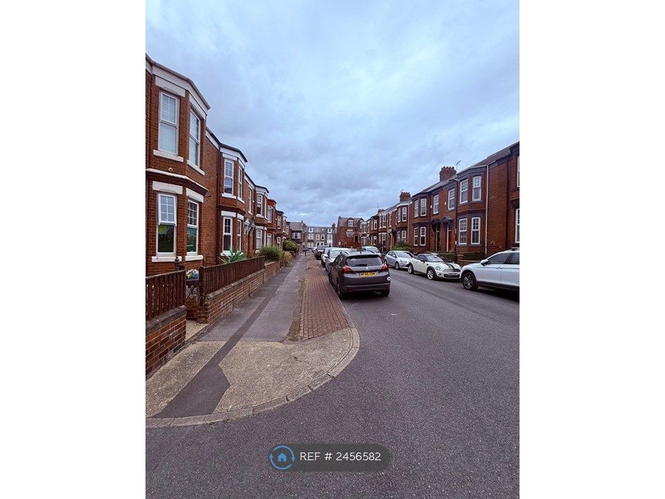 Property photo 2 of 9 Street View