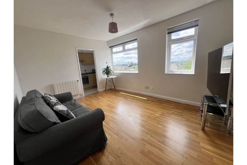 Property photo 2 of 9
