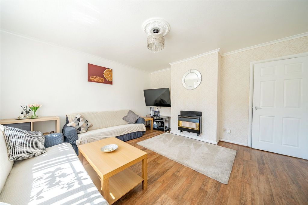 Property photo 3 of 11 Picture No. 06