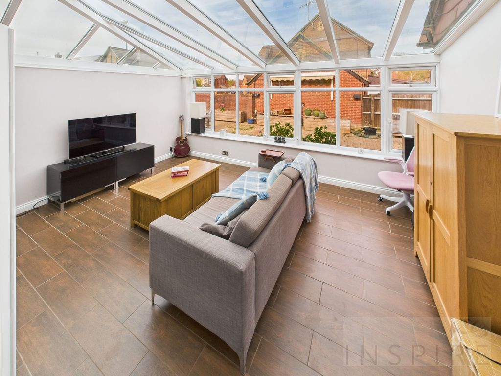 Property photo 3 of 21