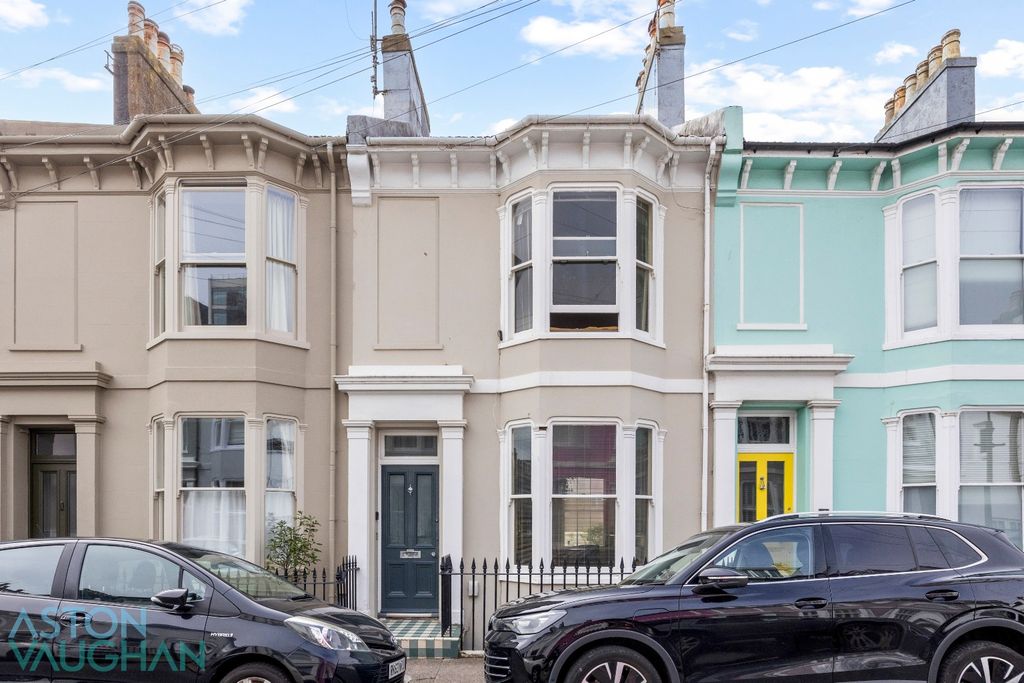 Property photo 1 of 15 5534070